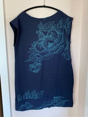 Smoking Lily tunic - XL